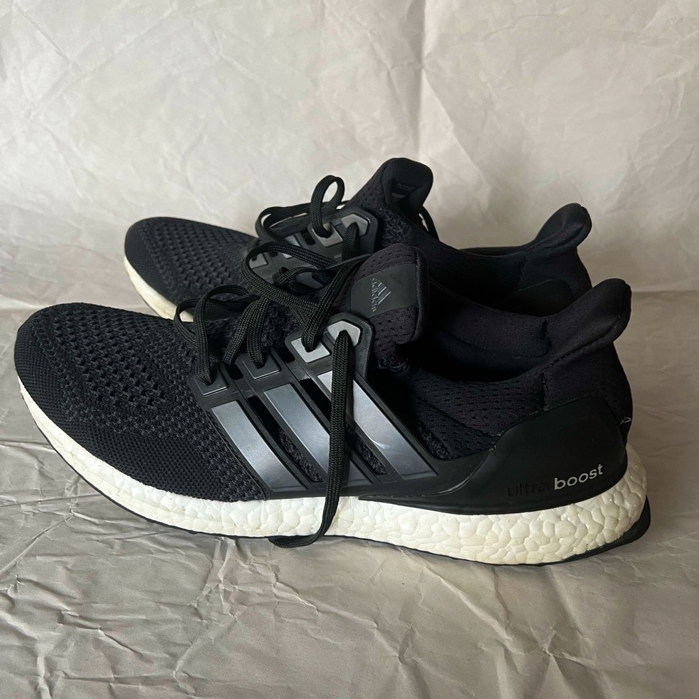 adidas Mens Ultraboost, Black, US 11